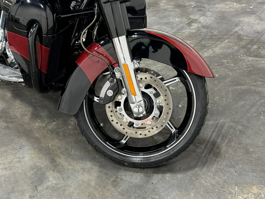 2017 HARLEY DAVIDSON STREET GLIDE CVO