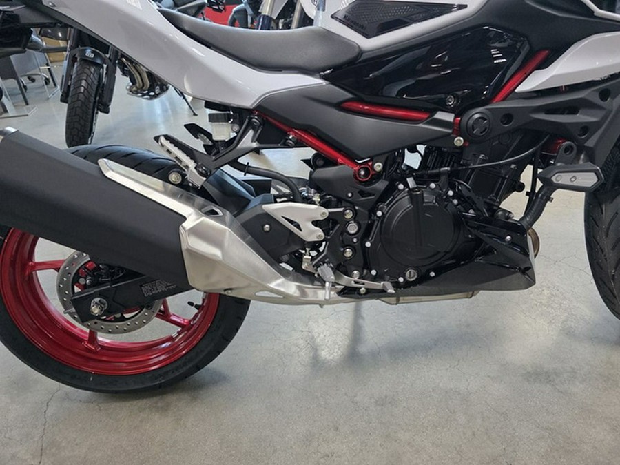 2026 Kawasaki Z500 SE ABS