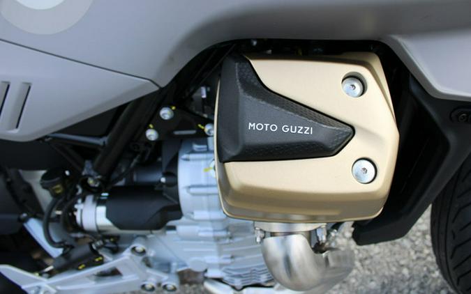 2023 Moto Guzzi V100 Mandello Aviazione Navale