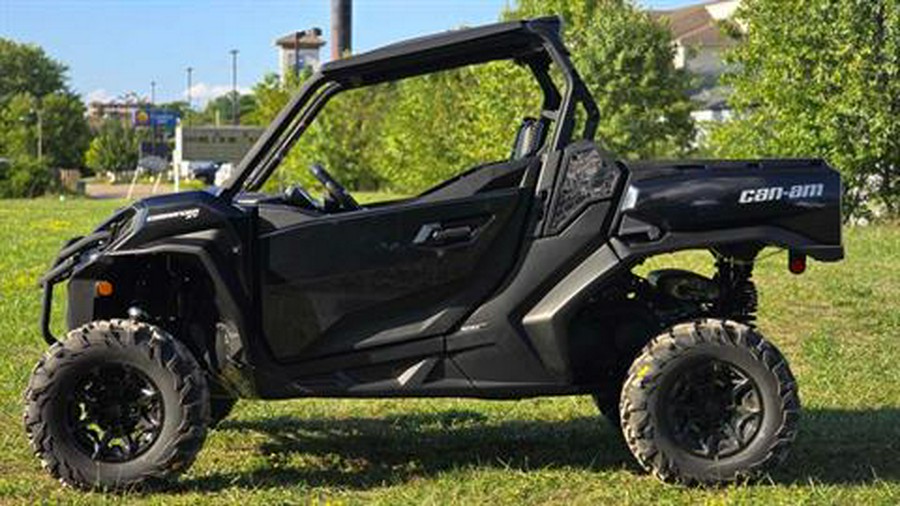 2024 Can-Am Commander XT 700