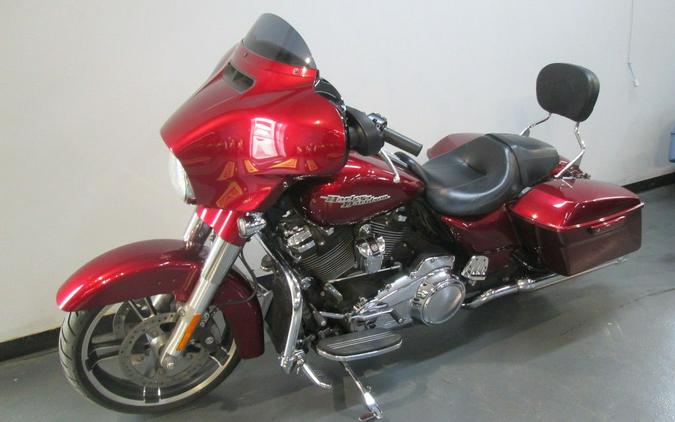 2017 Harley-Davidson® FLHXS - Street Glide® Special