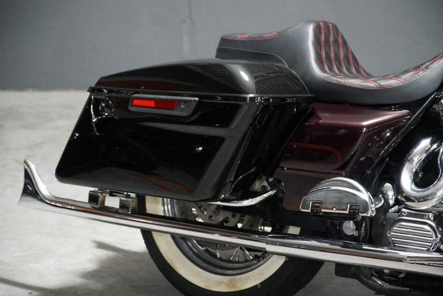 2006 Harley-Davidson® FLHRCI - Road King® Classic