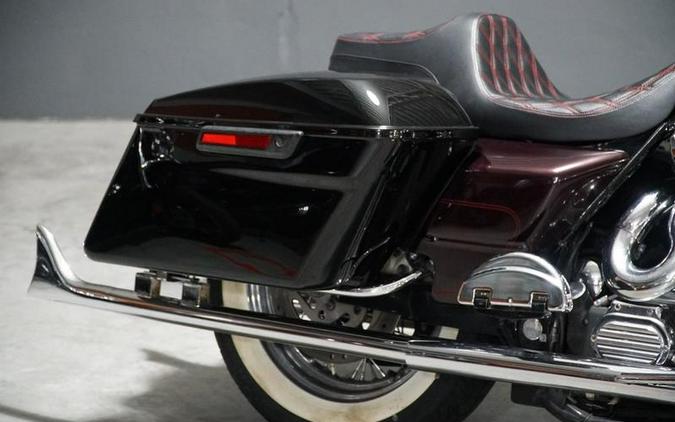 2006 Harley-Davidson® FLHRCI - Road King® Classic