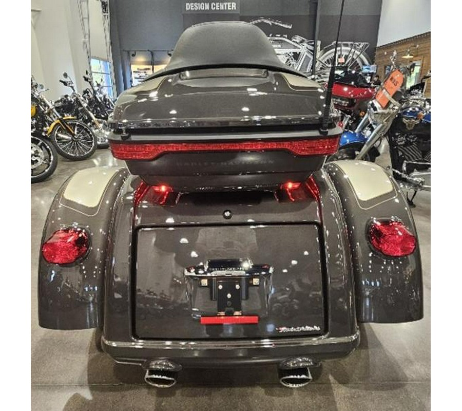 2023 Harley-Davidson® FLHTCUTG - Tri Glide® Ultra