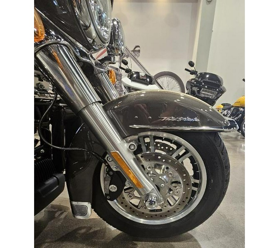 2023 Harley-Davidson® FLHTCUTG - Tri Glide® Ultra