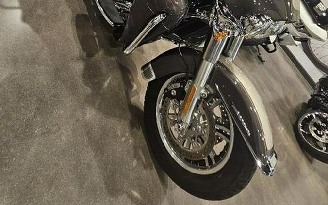 2023 Harley-Davidson® FLHTCUTG - Tri Glide® Ultra