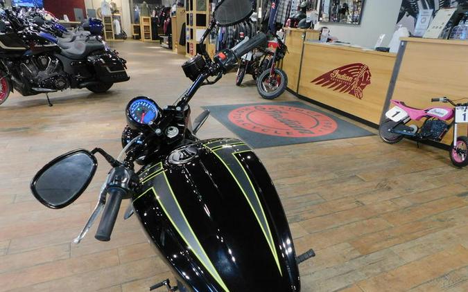 2017 Victory Motorcycles® Octane® Gloss Black w/Graphics