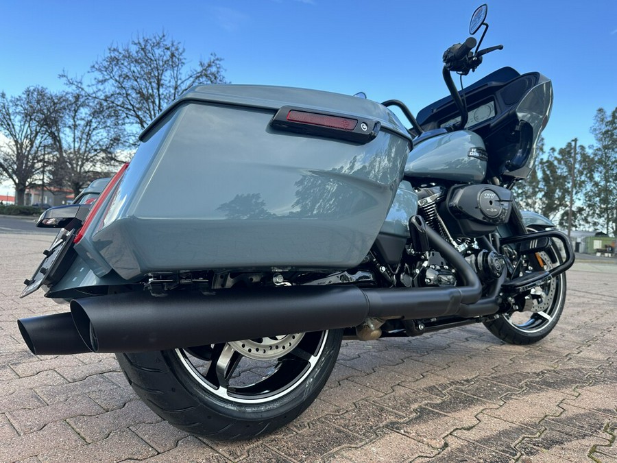 FLTRX 2024 Road Glide®