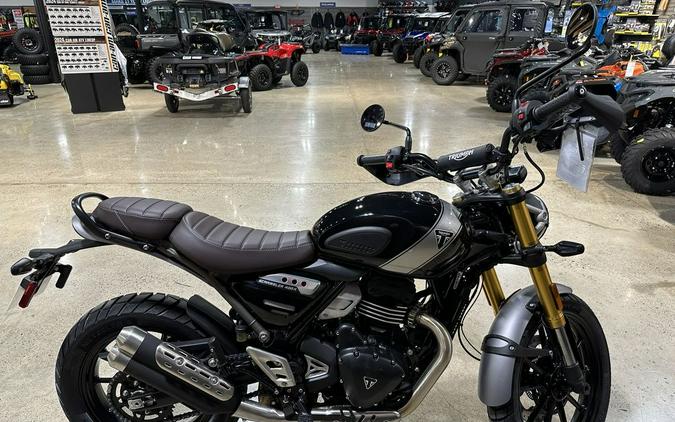 2024 Triumph Scrambler 400 X Phantom Black / Silver Ice