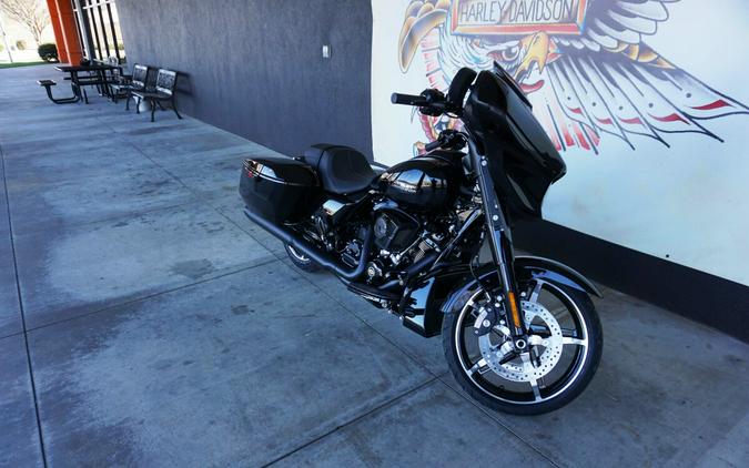 2024 Harley-Davidson Street Glide® Vivid Black - Black Finish