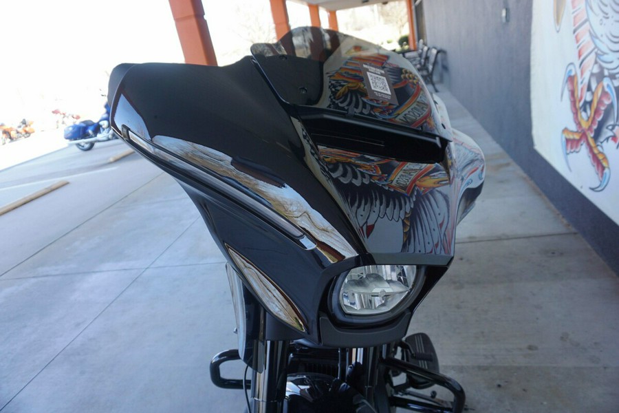 2024 Harley-Davidson Street Glide® Vivid Black - Black Finish