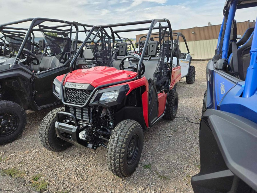 2025 Honda Pioneer 520