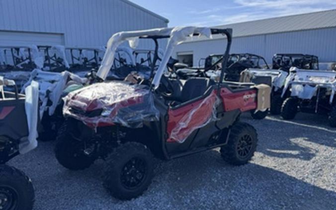 2025 Honda Pioneer 1000 Deluxe
