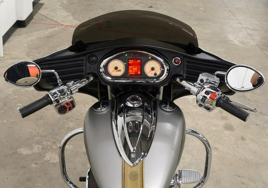 2016 Indian Motorcycle® Chieftain® Silver Smoke