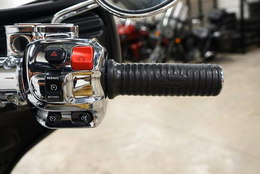 2016 Indian Motorcycle® Chieftain® Silver Smoke