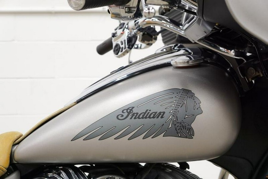 2016 Indian Motorcycle® Chieftain® Silver Smoke