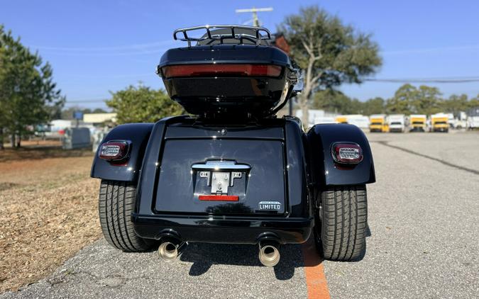 2026 Harley-Davidson® Street Glide 3 Limited FLHLT