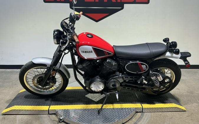 2017 Yamaha SCR950