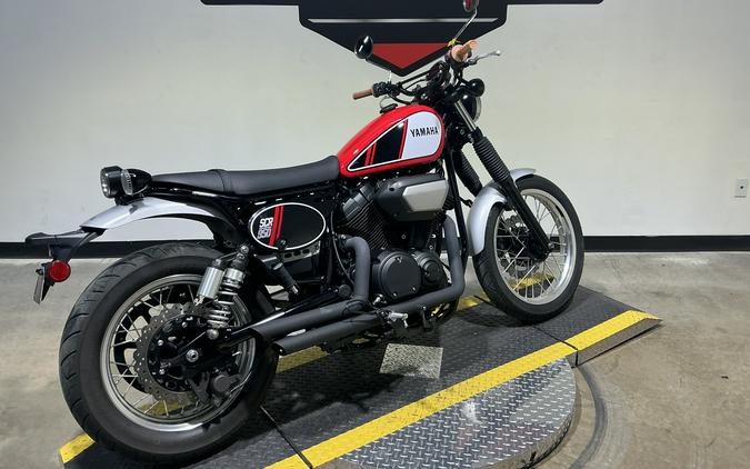 2017 Yamaha SCR950