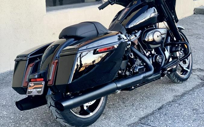 2024 Harley-Davidson Street Glide® FLHX