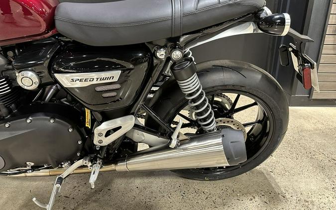 2024 Triumph Speed Twin 1200 Stealth Edition