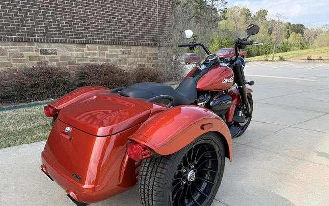 2025 Harley-Davidson® FLRT - Freewheeler®
