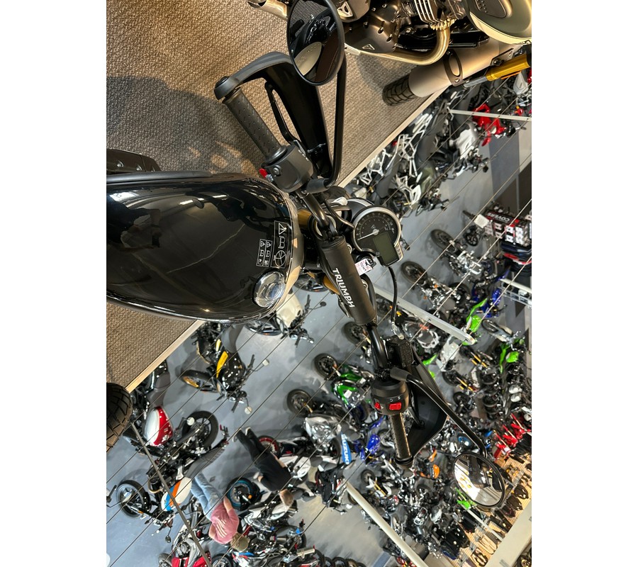 2025 Triumph Scrambler 400 X