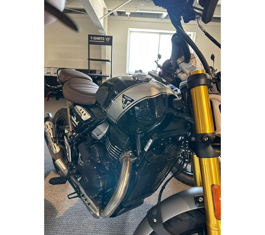 2025 Triumph Scrambler 400 X