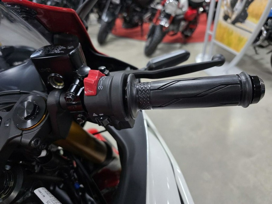 2026 Yamaha YZF R3 70Th Anniversary Edition