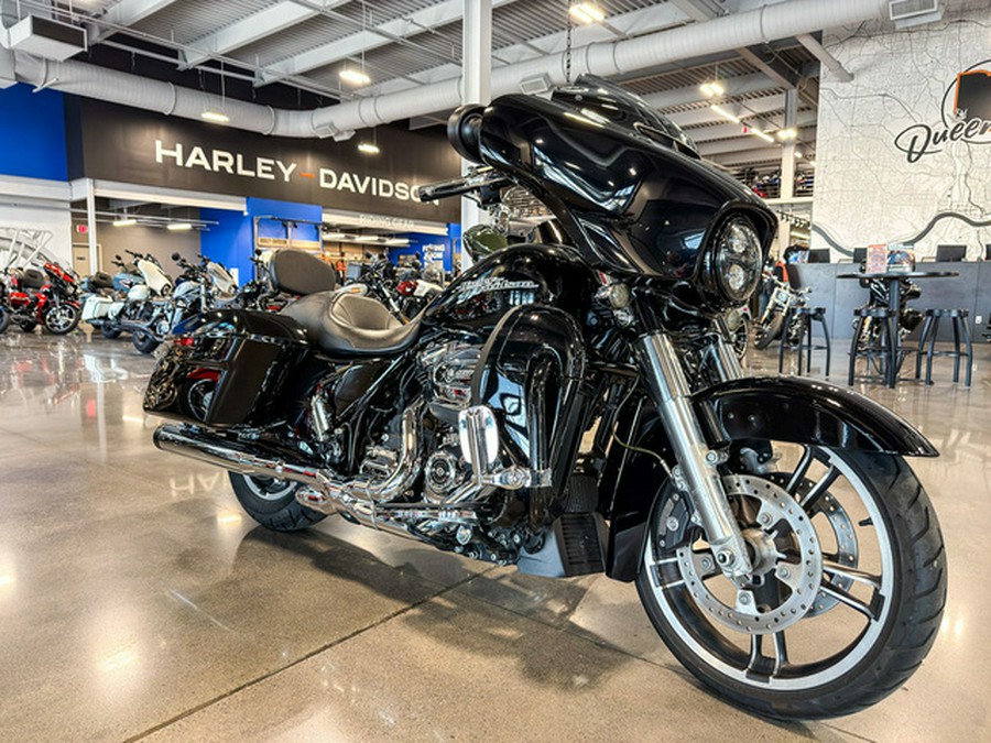 2017 Harley-Davidson FLHXS - Street Glide Special