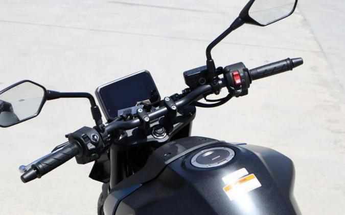 2026 Honda CB750 Hornet E-Clutch