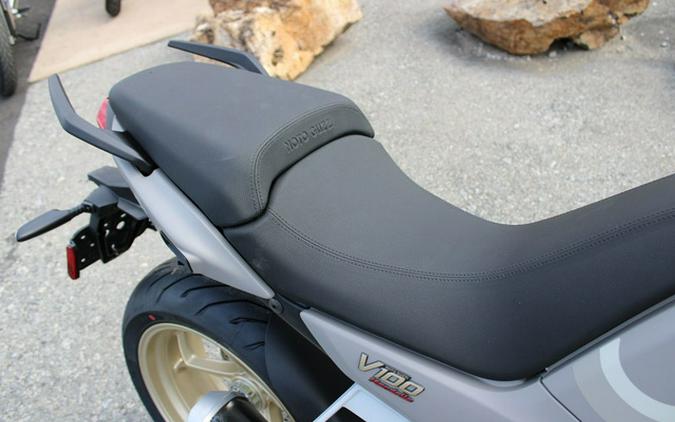 2023 Moto Guzzi V100 Mandello Aviazione Navale