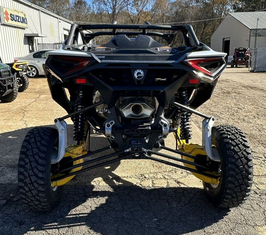 2024 Can-Am® Maverick R 999T DCT