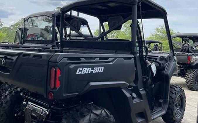 2024 Can-Am® Defender HD9