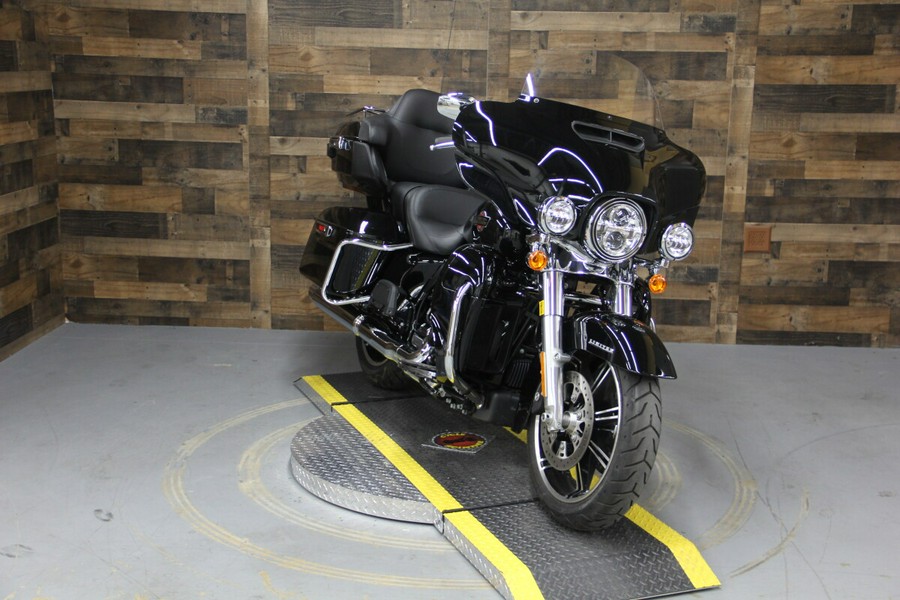 2023 Harley-Davidson Ultra Limited Black