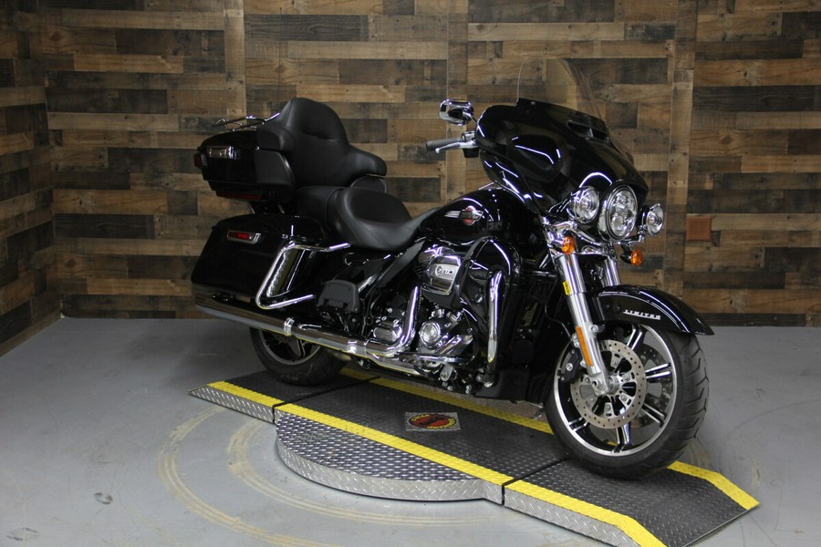 2023 Harley-Davidson Ultra Limited Black