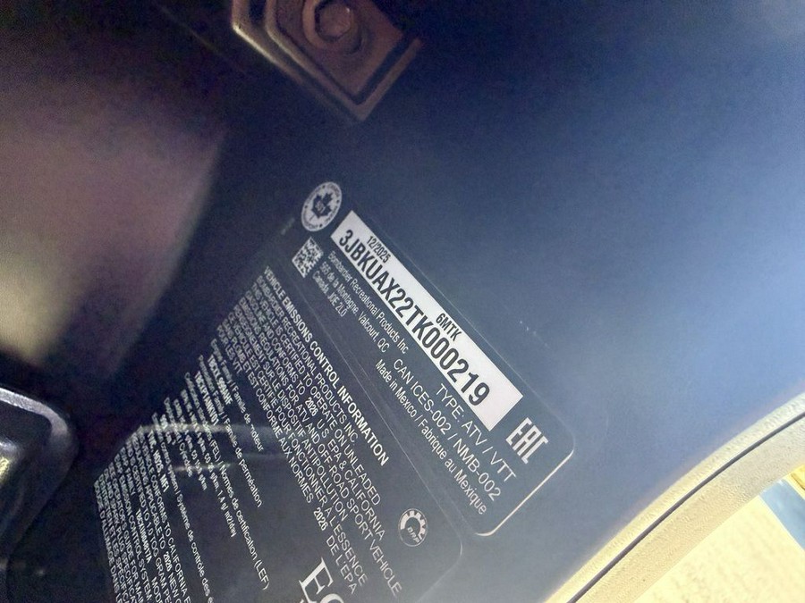 2026 Can-Am® Defender MAX Limited HD11 Dark Wildland Camo