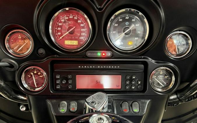 2013 Harley-Davidson FLHTK - Electra Glide Ultra Limited