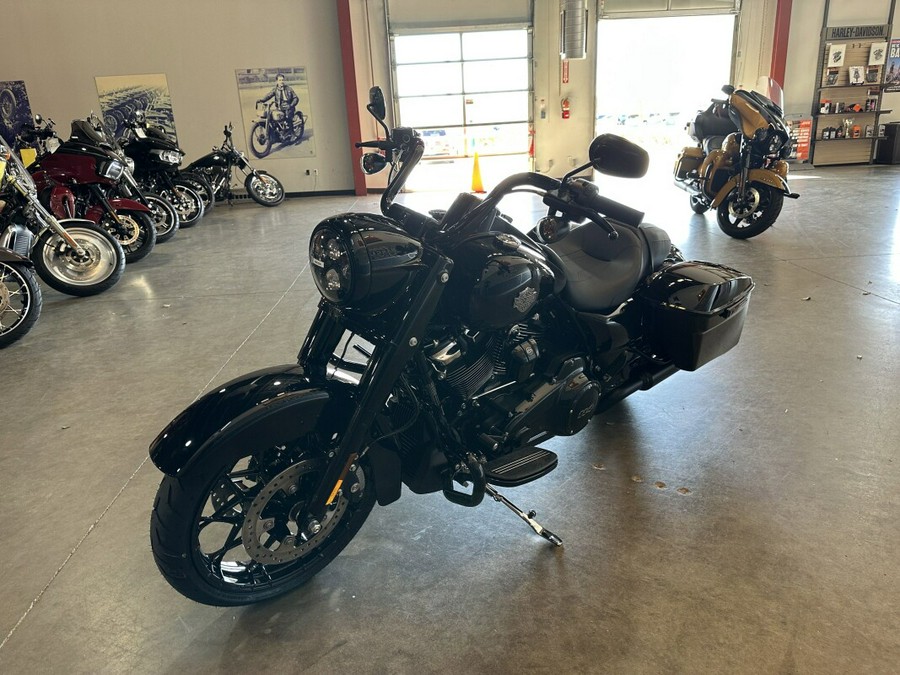 2025 Harley-Davidson® Road King™ Special FLHRXS
