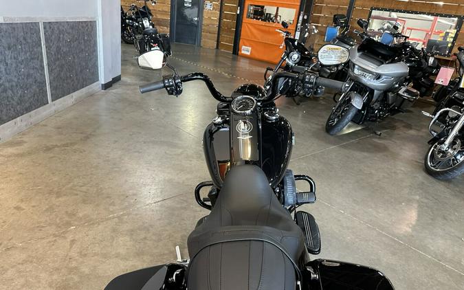 2025 Harley-Davidson® Road King™ Special FLHRXS