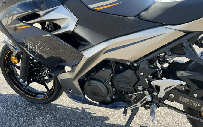 2023 Kawasaki Ninja 400