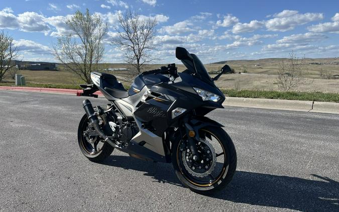 2023 Kawasaki Ninja 400