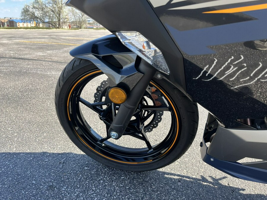 2023 Kawasaki Ninja 400