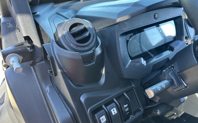 2025 Can-Am Defender MAX Lone Star CAB