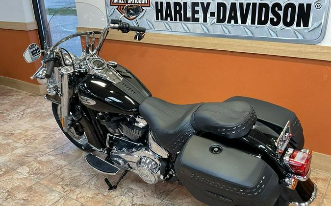 2024 Harley-Davidson® FLHCS - Heritage Classic