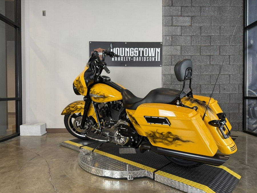 2013 Harley-Davidson® Street Glide® FLHX