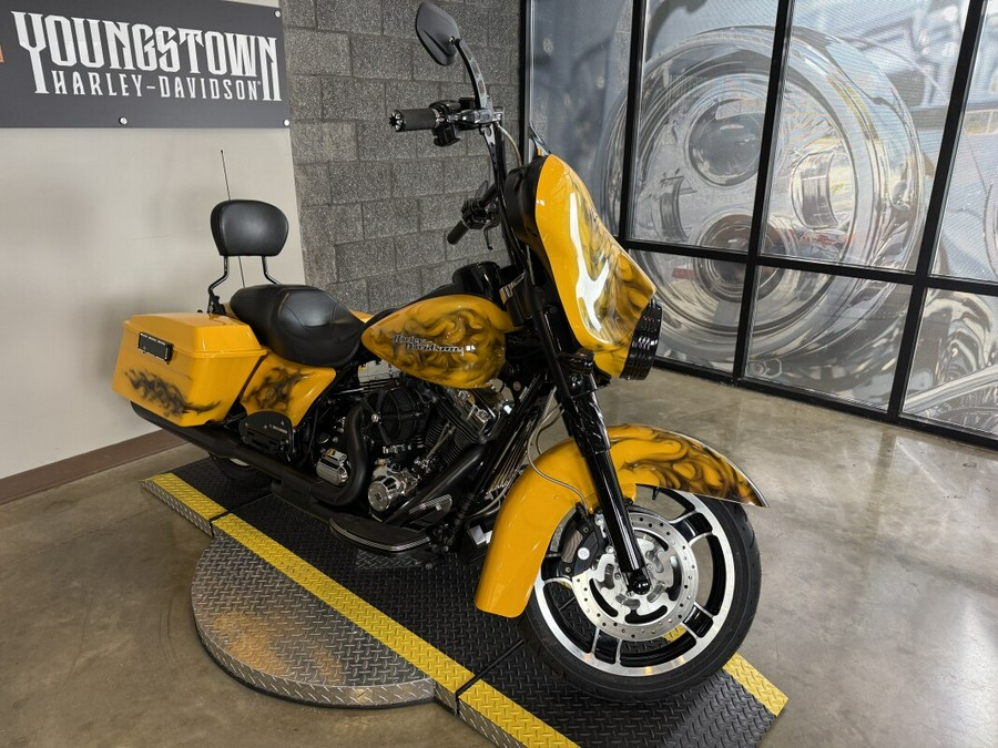 2013 Harley-Davidson® Street Glide® FLHX