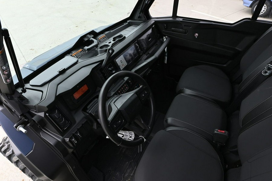 2026 Can-Am Defender XT CAB HD11 With 10.25 In.Display