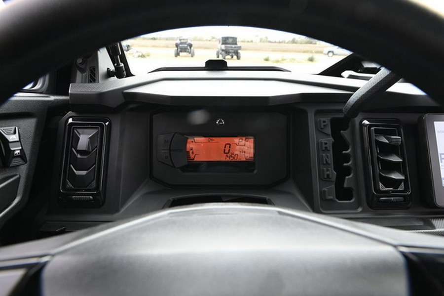 2026 Can-Am Defender XT CAB HD11 With 10.25 In.Display