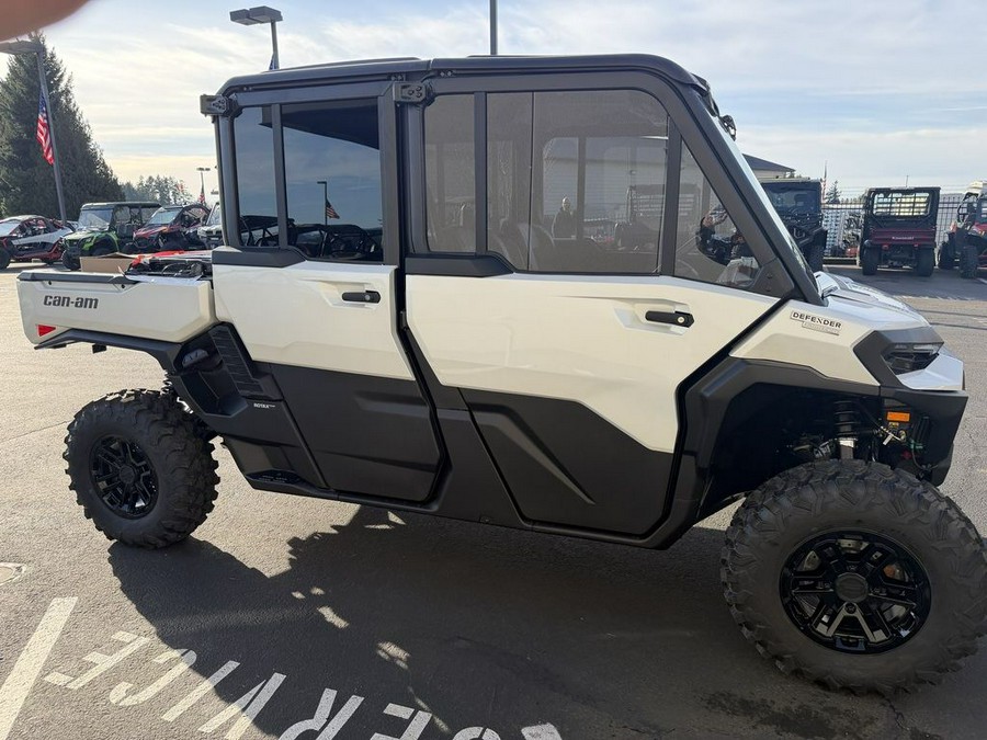 2026 Can-Am® Defender MAX Limited HD11